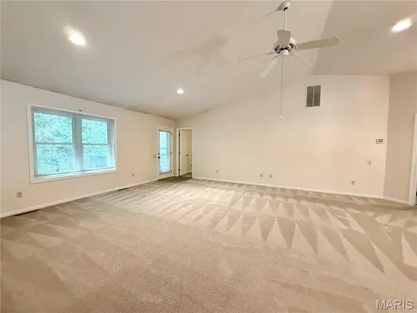 1955 San Fernando CT, Rolla, MO 65401