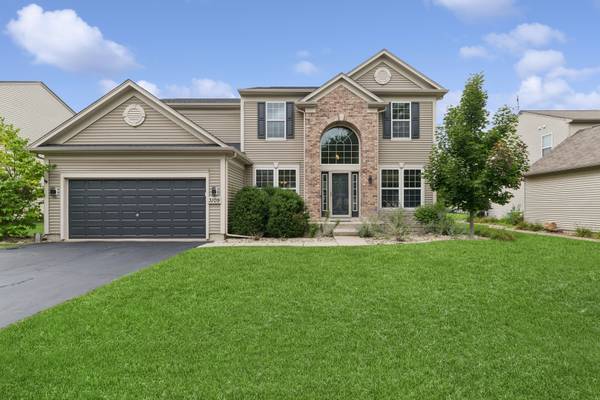 3109 Erika LN, Carpentersville, IL 60110