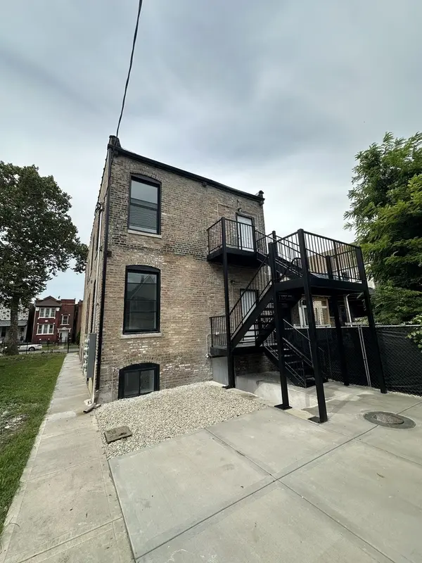 6627 S Maryland AVE, Chicago, IL 60637