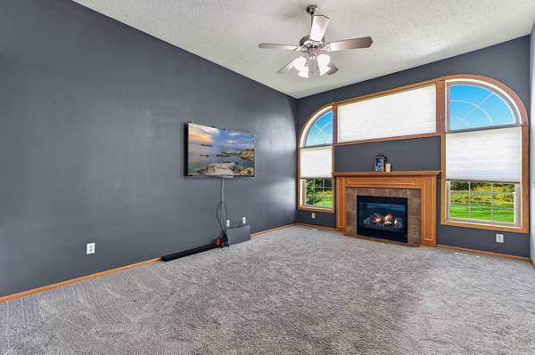 22633 Zion Pkwy NW, Bethel, MN 55005