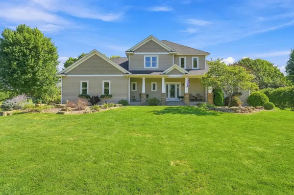 W12418 695th AVE, Prescott, WI 54021