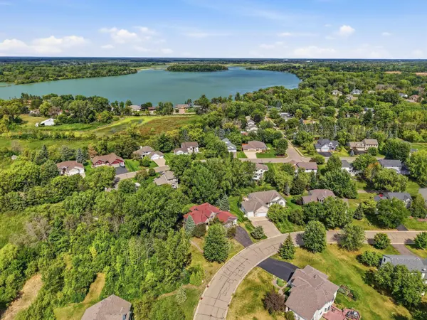 1659 Lakeland CIR, Centerville, MN 55038