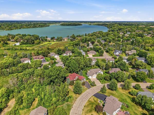 1659 Lakeland CIR, Centerville, MN 55038