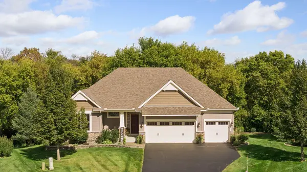 2225 Lake CIR, Victoria, MN 55386