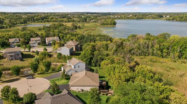 2225 Lake CIR, Victoria, MN 55386