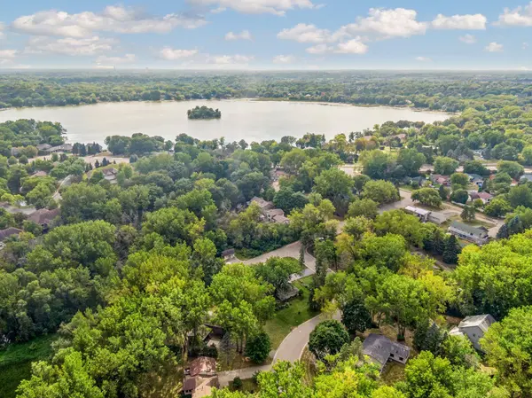 6000 Goldenrod LN N, Plymouth, MN 55442