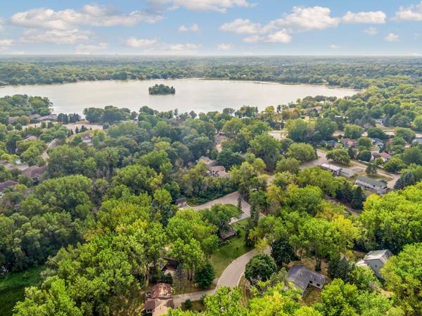 6000 Goldenrod LN N, Plymouth, MN 55442