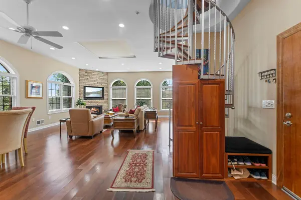 3125 Inglewood AVE S #202, Saint Louis Park, MN 55416