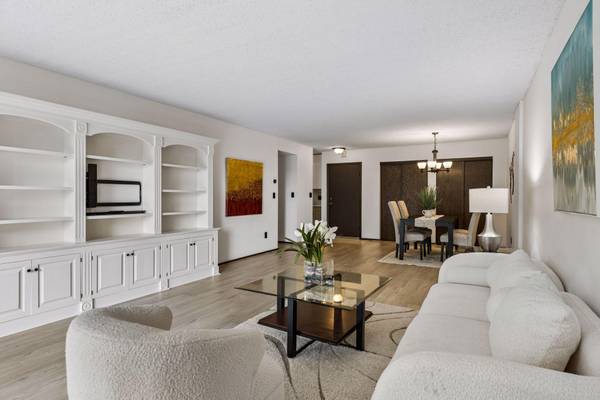 1200 Nicollet MALL #518, Minneapolis, MN 55403