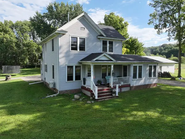 4895 NW 21st AVE, Medford, MN 55049