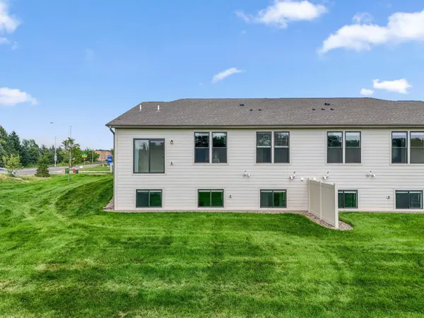 11 Palomino CT, Hudson, WI 54016