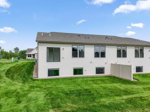 11 Palomino CT, Hudson, WI 54016
