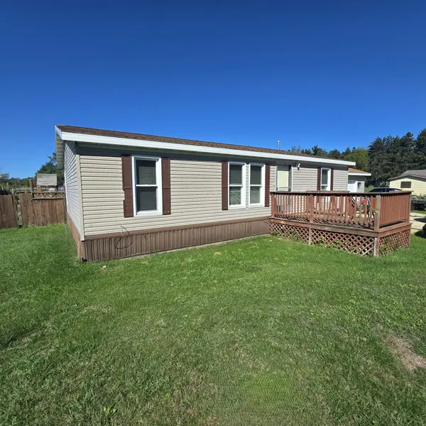 N1273 R-3 DR, Menominee, MI 49858