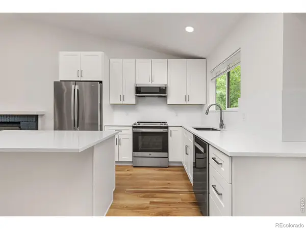 712 Cameron LN, Longmont, CO 80504