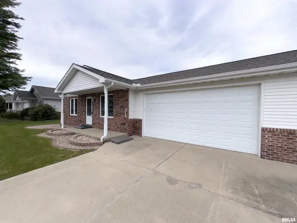 203 EASY ST, Washington, IL 61571