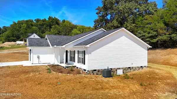 243 Splendor Way, Parrottsville, TN 37843