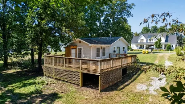7313 Taylor Rd, Fairview, TN 37062