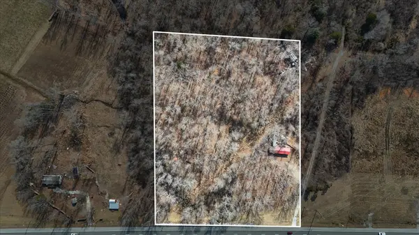 8557 Manchester Hwy, Morrison, TN 37357