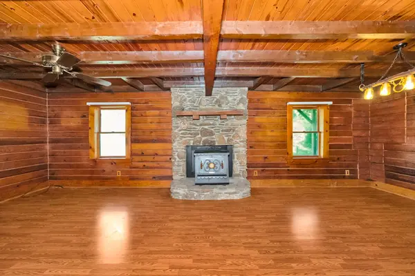 3202 Pleasant Ridge Rd, Goodspring, TN 38460