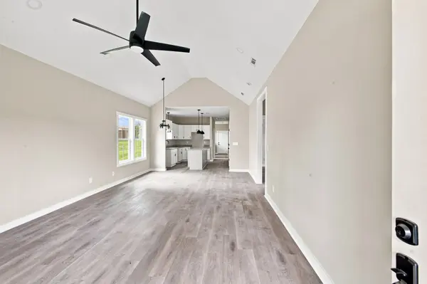 207 Scott St, Dickson, TN 37055