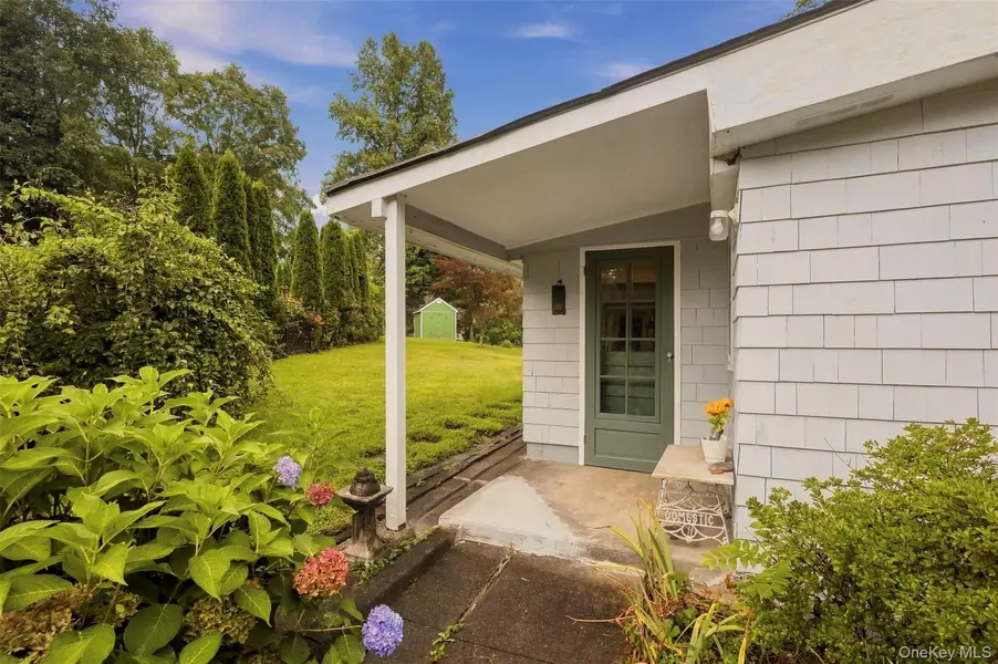 44 Durrin AVE, Cortlandt Manor, NY 10567