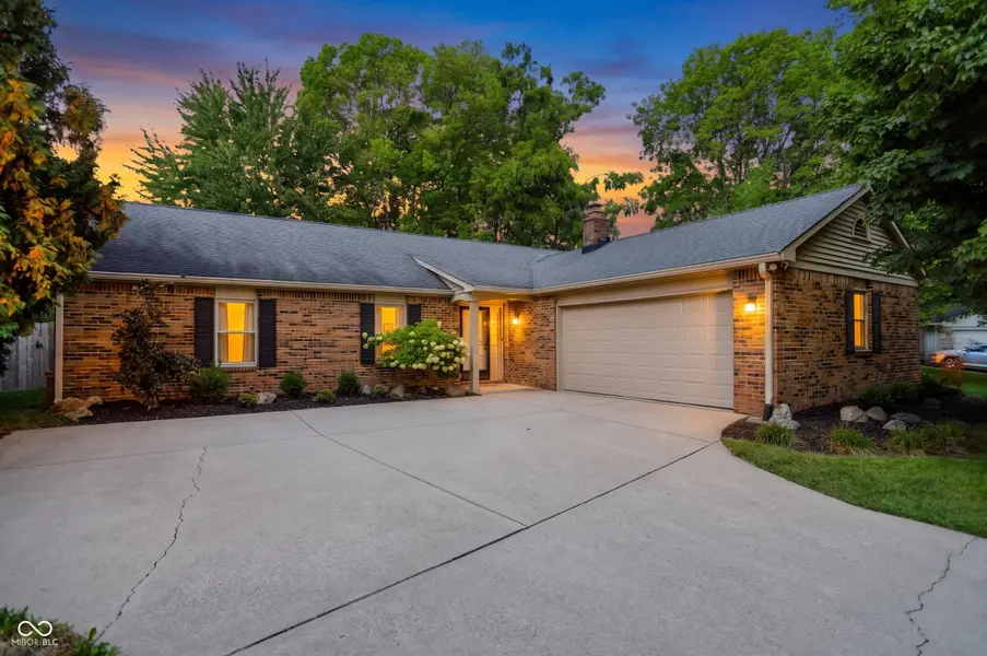 515 Colbarn CT, Fishers, IN 46038