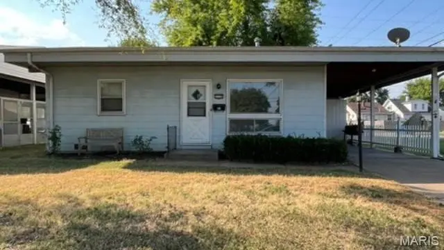 2500 Propes AVE, Granite City, IL 62040