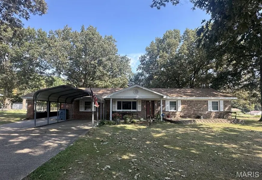 17237 Sam DR, Dexter, MO 63841
