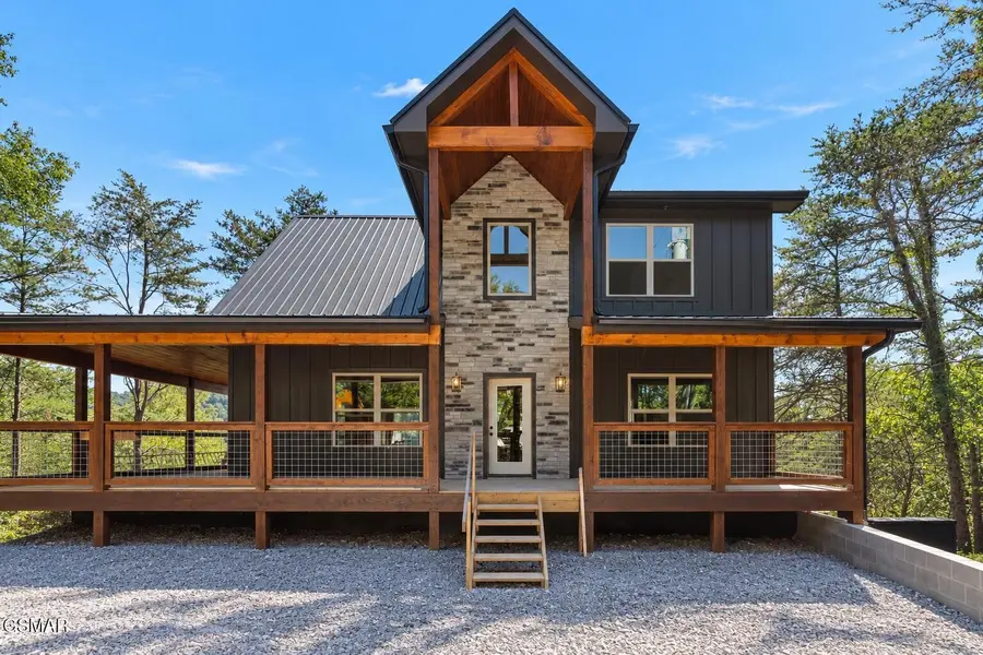 3004 Crestview Court, Sevierville, TN 37862