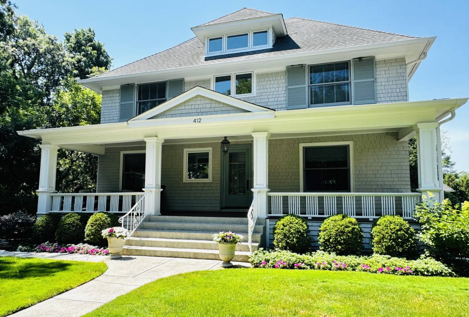 412 Cumnor RD, Kenilworth, IL 60043