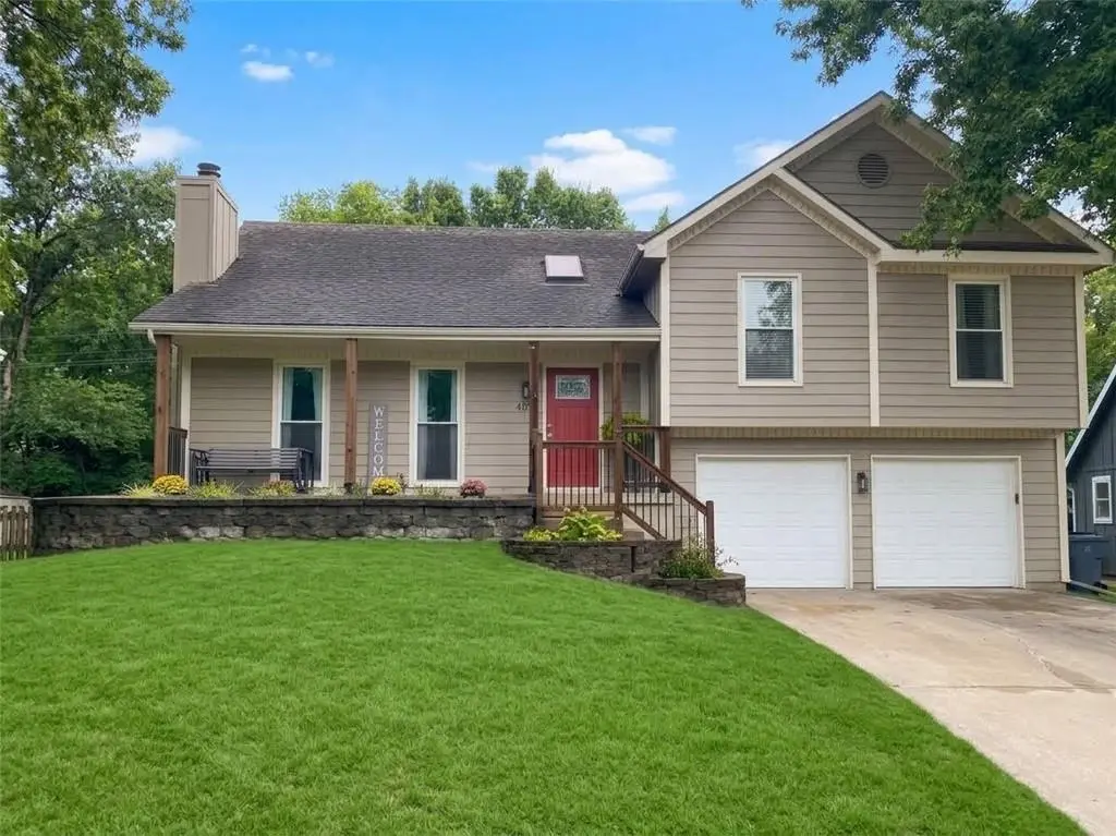 405 N Mesquite ST, Olathe, KS 66061