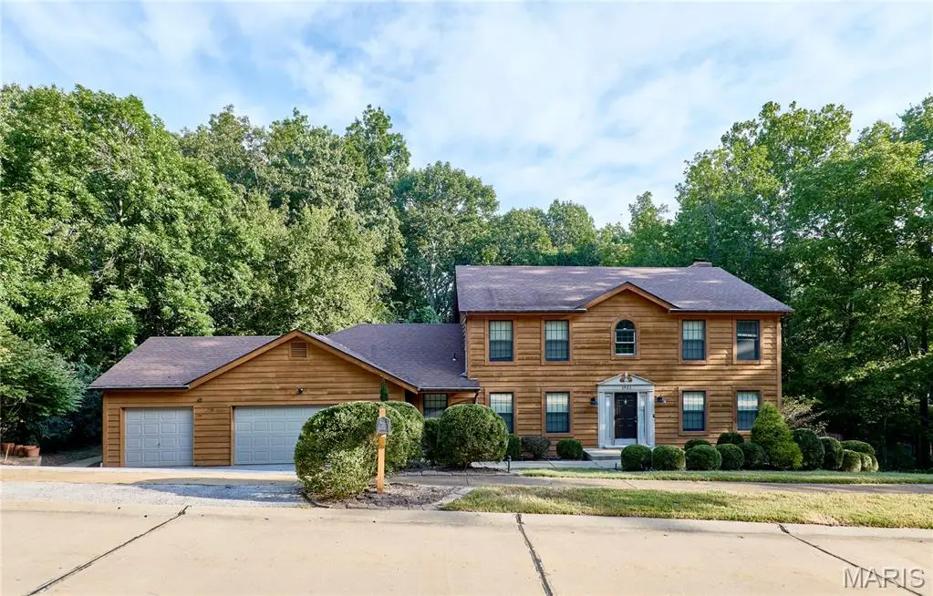 1921 Wolfcreek Pass CT, Wildwood, MO 63011