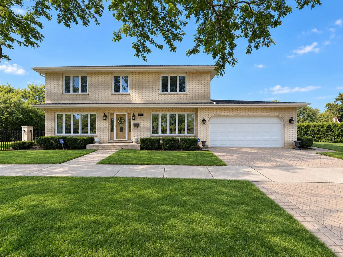 1200 Greendale AVE, Park Ridge, IL 60068