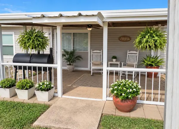 2137 W Fm 243, Bertram, TX 78605