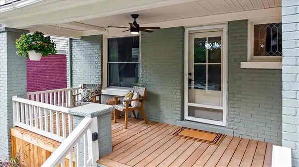 4324 Charlotte ST, Kansas City, MO 64110