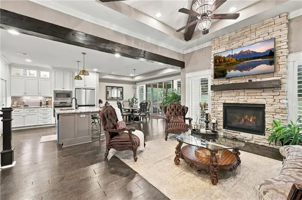11559 S ROUNDTREE ST, Olathe, KS 66061