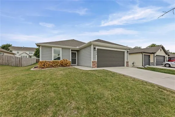 644 N Pear ST, Gardner, KS 66030