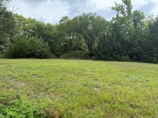 000 Deer Run RD, Atchison, KS 66002