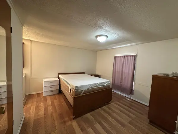 1319 W Gourley PIKE, Bloomington, IN 47404