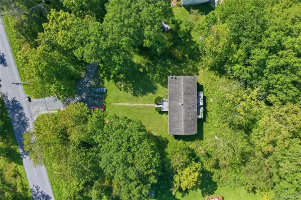 1228 Albany Post RD, Gardiner, NY 12525