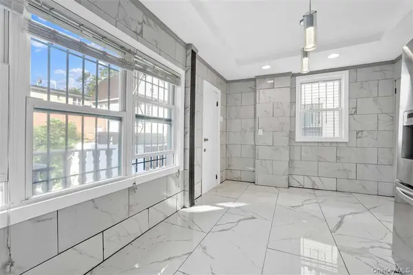 86-44 104th ST, Richmond Hill, NY 11418
