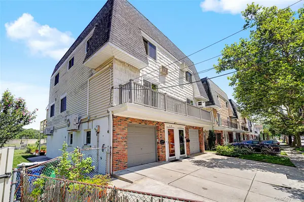 3309 255th ST, Little Neck, NY 11363