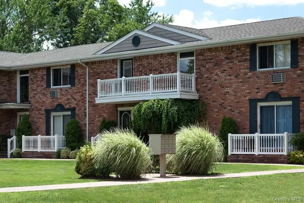 12 Baker ST #12A, West Babylon, NY 11704