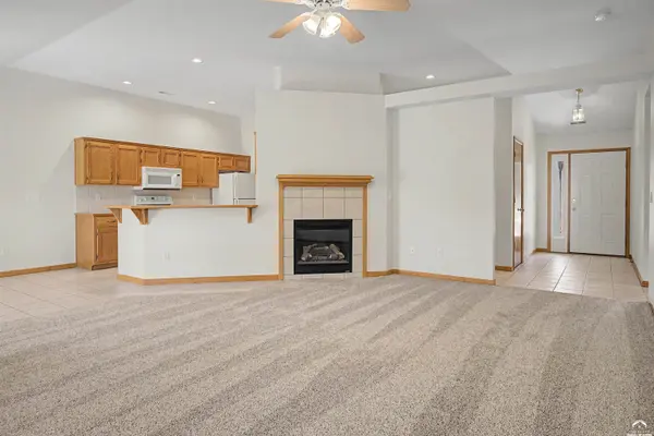 2745 Coralberry CT, Lawrence, KS 66047