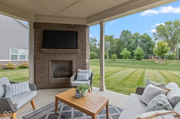 10244 Edgerton LN, Fishers, IN 46040