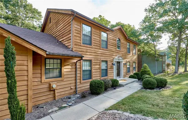 1921 Wolfcreek Pass CT, Wildwood, MO 63011