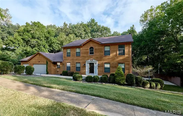 1921 Wolfcreek Pass CT, Wildwood, MO 63011