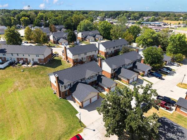 222 Deer Hollow CT #17, O'fallon, MO 63366