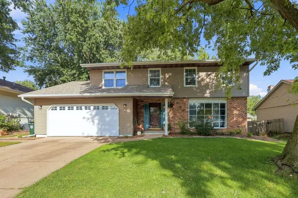 5721 Fillmore ST, Davenport, IA 52806