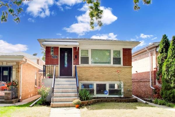 3126 Cuyler AVE, Berwyn, IL 60402
